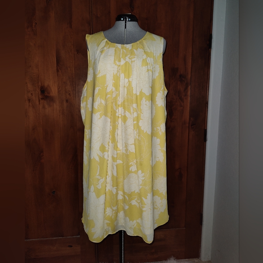 Yellow and White H&M Shift Dress Size L